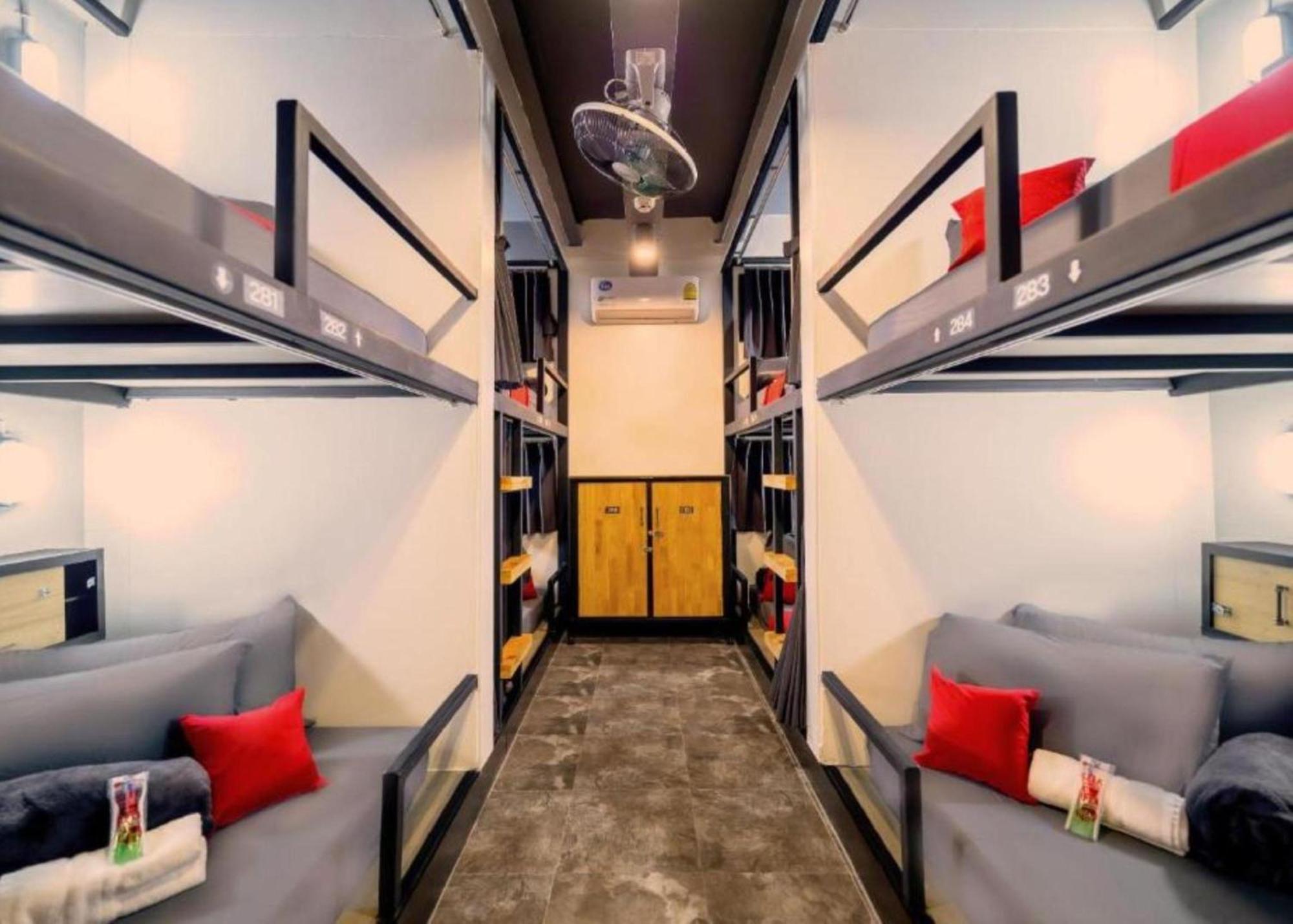 בנגקוק Episode 11 Hostel Sukhumvit מראה חיצוני תמונה